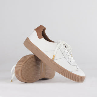 Retro Lace-up Sneaker