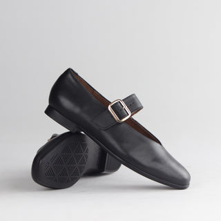 Women's Mary Jane Flat with buckle strap - 13031