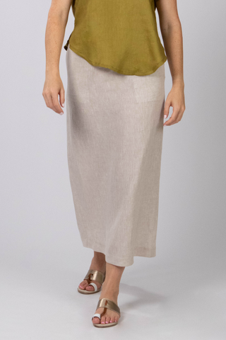 DE TIAMO Eva Linen Pull-On Skirt in natural — front view showing relaxed pull-on silhouette and centre back slit