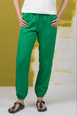 DE TIAMO Keri Linen Jogger in pine green — front view, 100% natural linen tapered jogger pants