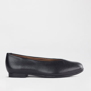 Froggie Women's Flat Back Pump in black leather — side view showing low back and rounded toe